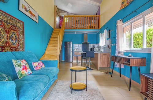 Sainte-Suzanne House | Découvrez Le Tuit-tuit