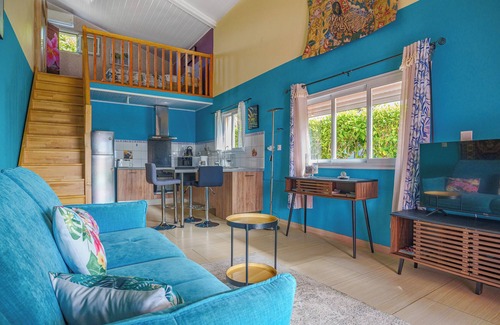 Sainte-Suzanne House | Découvrez Le Tuit-tuit