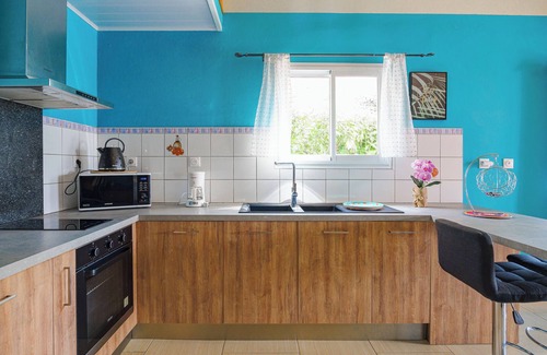 Sainte-Suzanne House | Découvrez Le Tuit-tuit