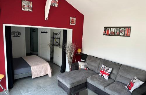Saint-Vite Apartment | Dépendance de 45m2 à louer