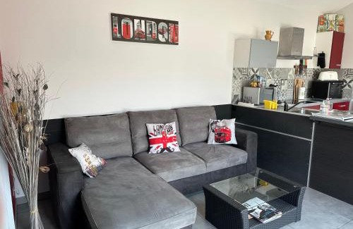 Saint-Vite Apartment | Dépendance de 45m2 à louer