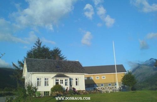 Uskedal Bed & Breakfast | Dønhaug Gjestegard