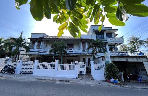 Central Mui Ne Beach House | Dứa Homestay Mũi Né