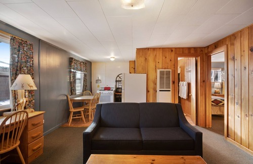 South Fork Cabin | "D" Deer Cabin - South Fork “D”