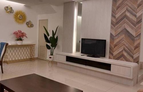 Kluang House | D'has Homestay, Tmn Seri Impian, Kluang, Johor