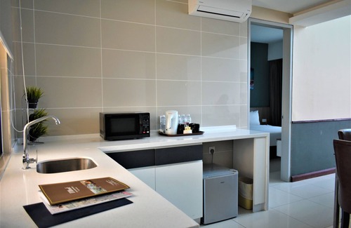 Kampung Bahasa Kapor Hotel | D'Wharf Hotel & Serviced Residence