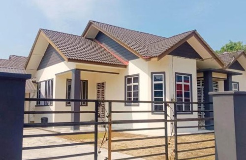 Banggol Pauh House | D'zul Homestay Kok Lanas