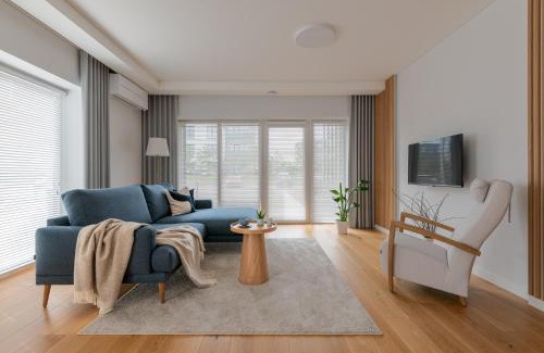 Vilnius city municipality Apartment | D33 Vilnius - Brand New Luxury Apartment with Terrace, Garden, AC and Parking