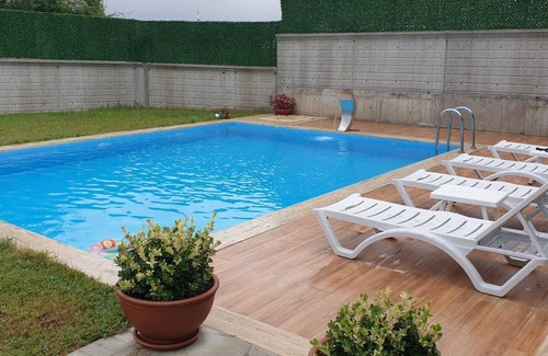 Sapanca House | Dağ manzaralı sessiz ve sakin aileler için ideal havuzlu Villa Bungalov