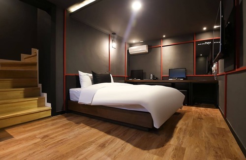 Daedeok-gu Hotel | Daejeon Sintanjin Page