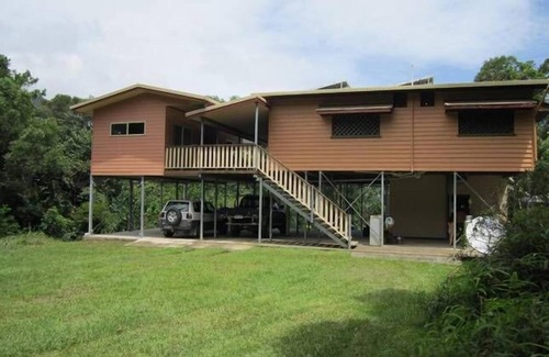 Forest Creek House | Daintree Lighthouse View