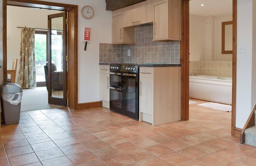 Foxley Cottage | Dairy Cottage - UKC3735