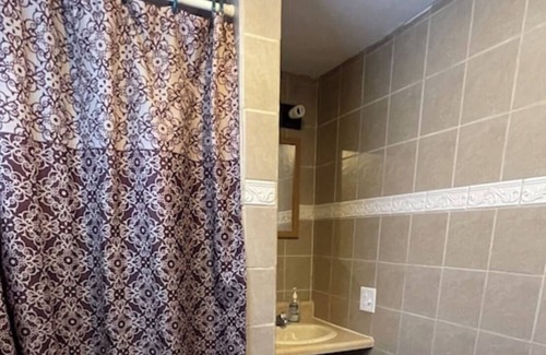 Faulkton Cabin | Dakota Landing Cabins & Motel: #9-Cozy, newly remodeled cabin