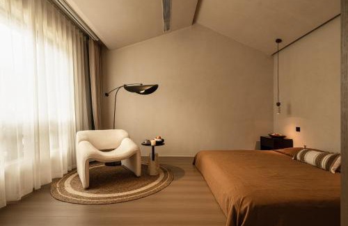 Dali Town Bed & Breakfast | DaLi牧云相框空间侘寂民宿