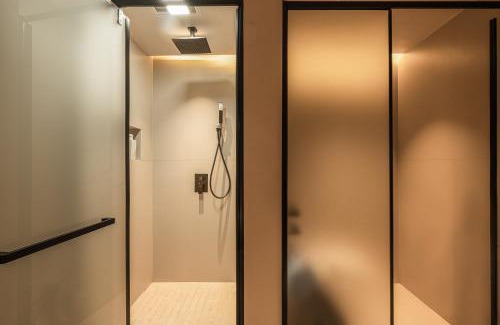 Dali Town Bed & Breakfast | DaLi牧云相框空间侘寂民宿