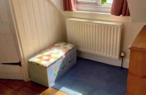 Forest Row Cottage | Damson Cottage