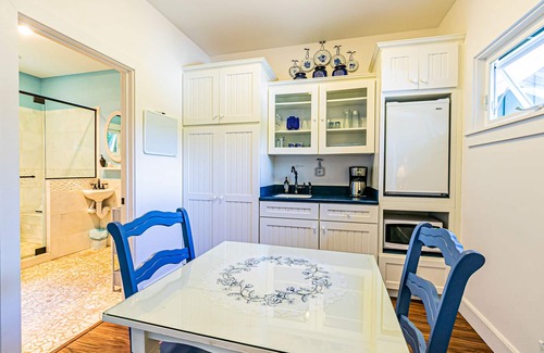 Royal Hawaiian Estates Cabin | Dancing Bamboo Cottage - Your Cozy Getaway Near Volcanoes Nat'l Park