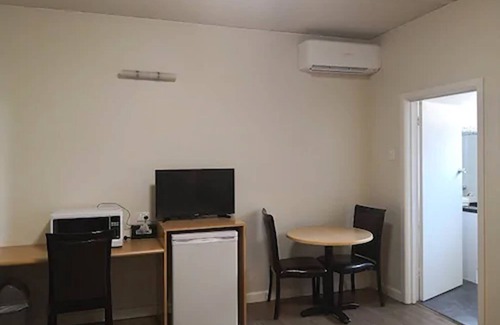 Dandenong Hotel | Dandenong Motel