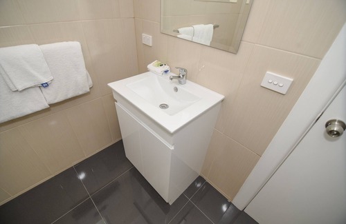 Dandenong Hotel | Dandenong Motel