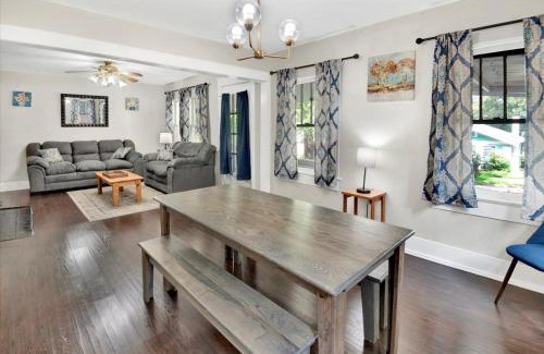 Birmingham House | Darling in the Druid Hills-15 min to Airport