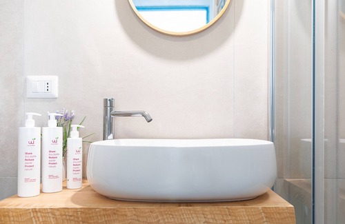 Santa Lucia Bed & Breakfast | Darsena Sunset Suite I by Wonderful Italy