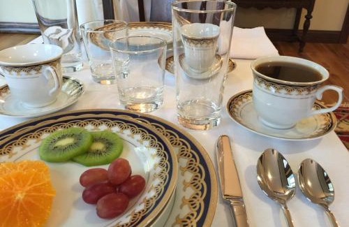 Rochester Hotel | Dartmouth House