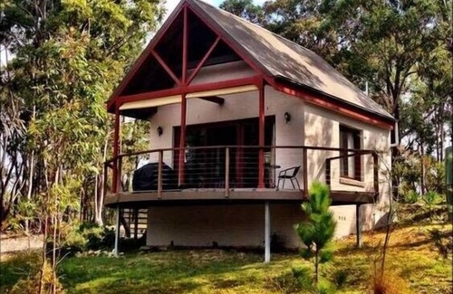 Pindimar Cabin | daybreaks on Port Stephens