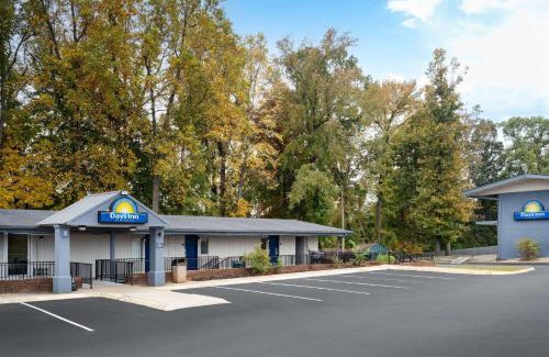 Salisbury Hotel | Days Inn by Wyndham Salisbury, NC