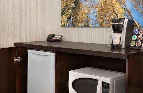 Wainwright Hotel | Days Inn by Wyndham Wainwright