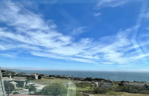 Bodega Bay House | Dazzling Luxury Ocean views, Hot Tub, Golf, AC, Theater, Chef Options @SwitiHoso