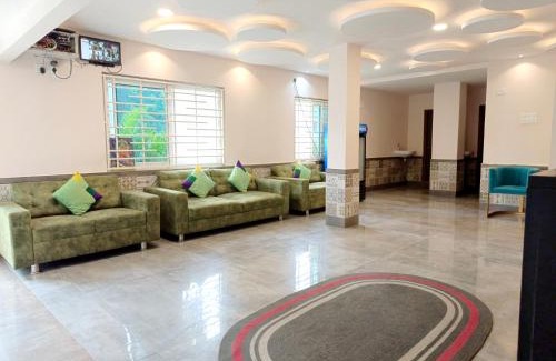 Kakinada Hotel | De Crown Luxury Hotel