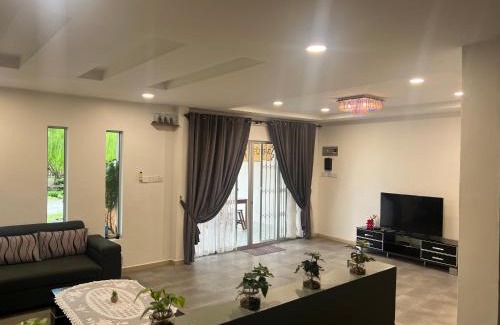 Kuching House | De Garden 贵花园 Close to Aeon Mall