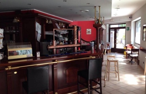 Tirano Apartment | De La Tour - 2 Bedroom Apartment with Balcony