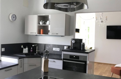 Neukirchen bei Sulzbach-Rosenberg Apartment | Villa Neidstein - Luxurious first floor apartment