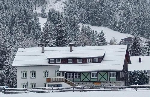 Bach Apartment | De Nussi's Chalet 1