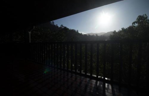 Pantai Bed & Breakfast | De Serenity - Exclusive Jungle Retreat