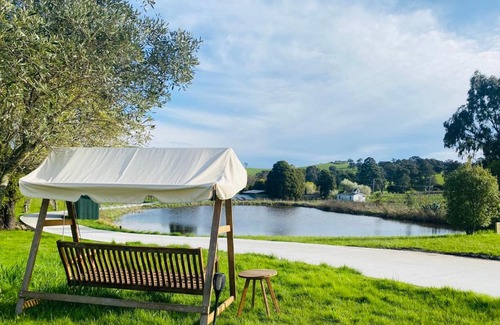 Dixons Creek Cabin | De'Vine Escape