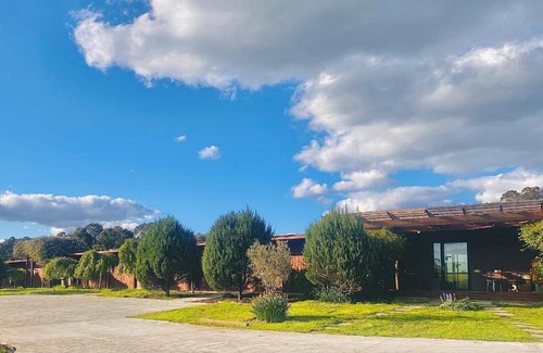 Dixons Creek Cabin | De'Vine Escape