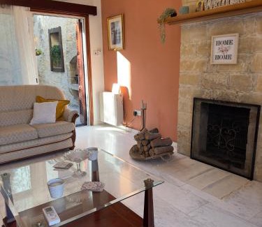 Omodos House | Dean's Mansion