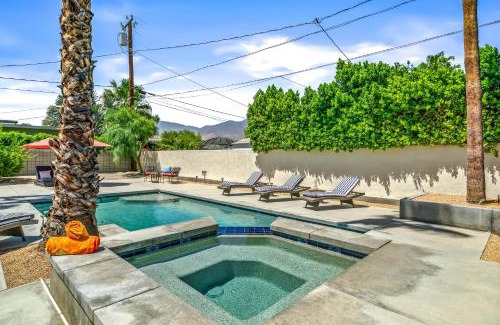 Palm Springs House | DecemberSpecials Palm Springs Joy Pool Spa Views