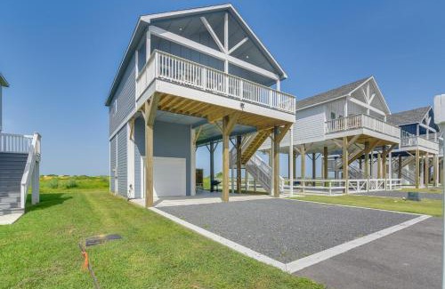 Crystal Beach House | Deck and Patio Recently Built Bolivar Peninsula Gem