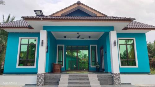 Kampung Teluk Reba Apartment | Dee Riverside Homestay airport kota Bharu