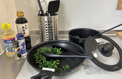 Nishinari House | Deep Osaka! B runway 2 minutes from the station! Ideal location for sightseeing in Namba & USJ Osaka! Up to 10 people are allowed at the same price.