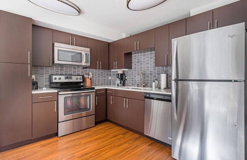 West Bellevue Apartment | Delightful Bellevue 1BR w/Coffee Bar, nr Transport, by Blueground