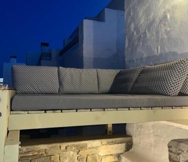 Chrissi Akti Apartment | Delta Apartment with Sea View and Pool