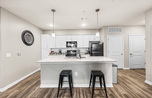 Interchange Square Condo | Deluxe and Spacious Condo w/Pool, Gym and Laundry