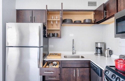 Edgewater Apartment | Deluxe Edgewater 1BR w/Gym, Deck & Lounge, nr L, by Blueground