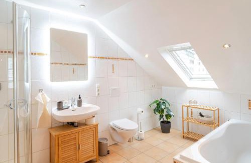 Bendorf Apartment | Deluxe Flat, PS4, Parken, Netflix, Zentral