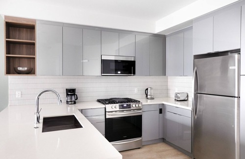 Mission Valley West Apartment | Deluxe Mission Valley 1BR w/Gym, W/D & Pool, nr freeways, by Blueground