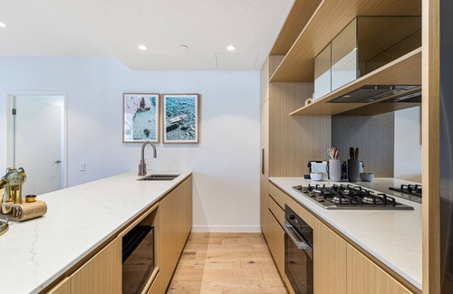 Palm Beach Apartment | Deluxe Palm Beach Getaway